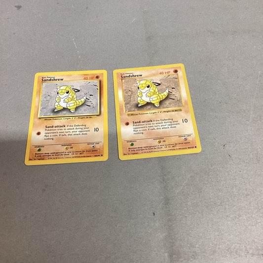 Pokémon Sandshrew 1st Edition 62/102 Base Set Trading Cards