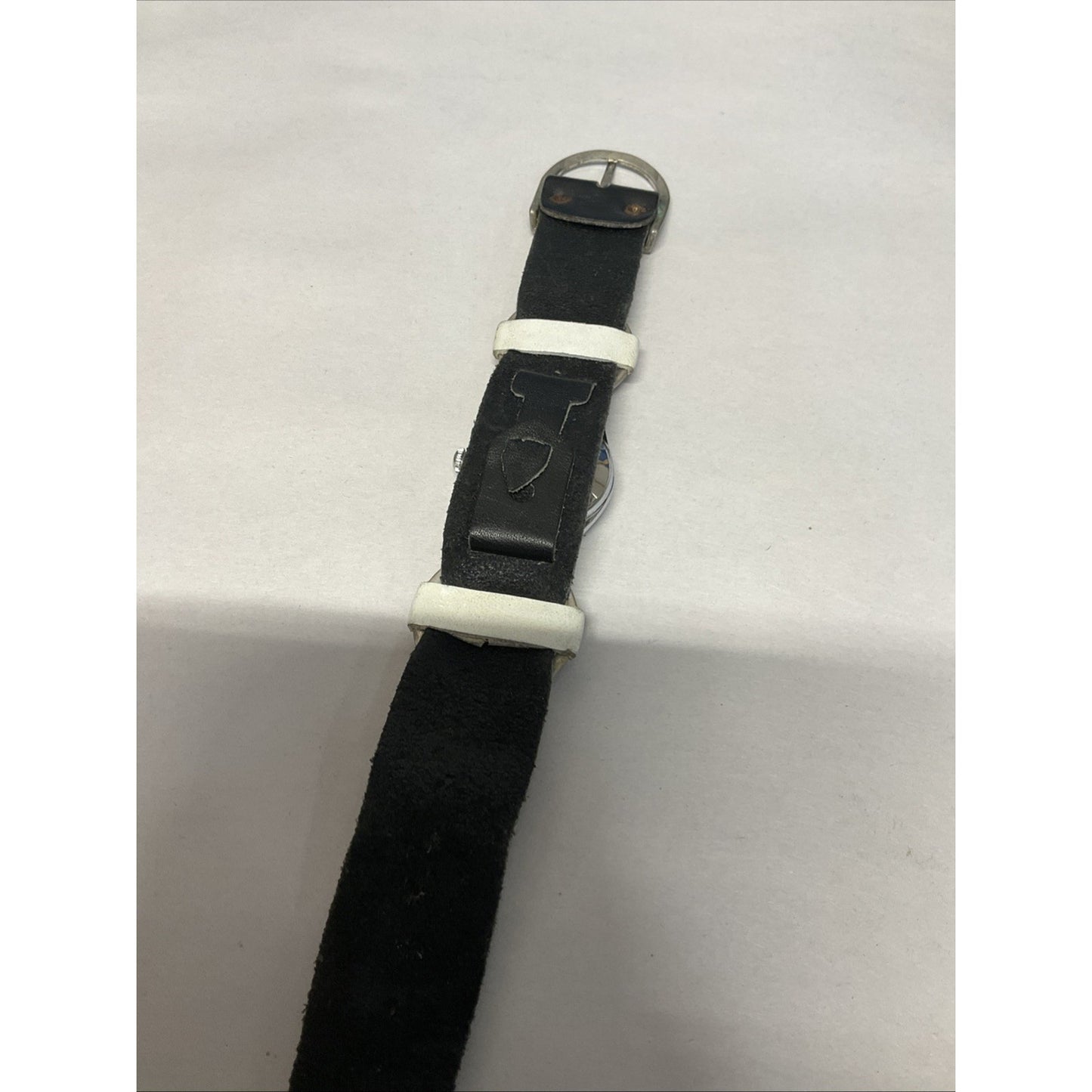 Mid-century men's Lausanne silver-tone wristwatch. Working Condition