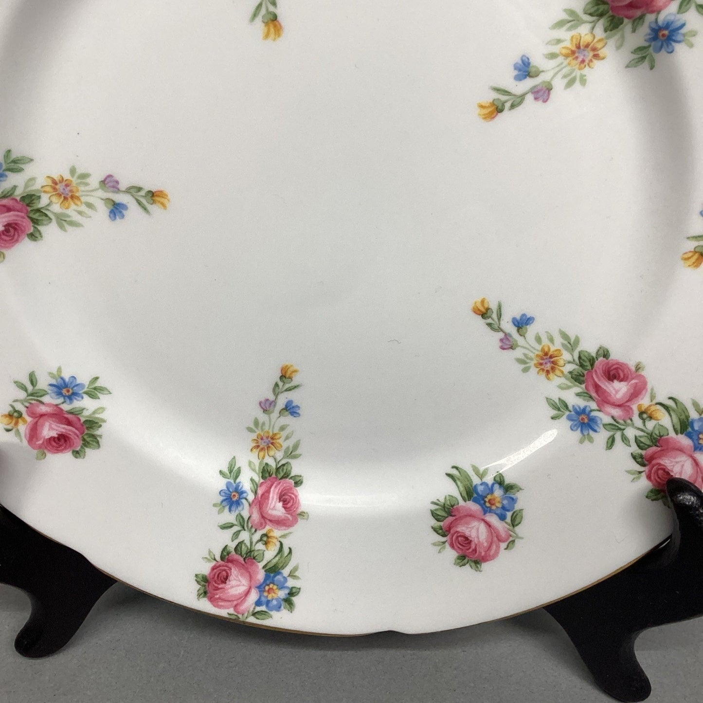 Royal Grafton Bone China Floral Dessert Or Salad Plate W/ Gold Trim- 8”D England