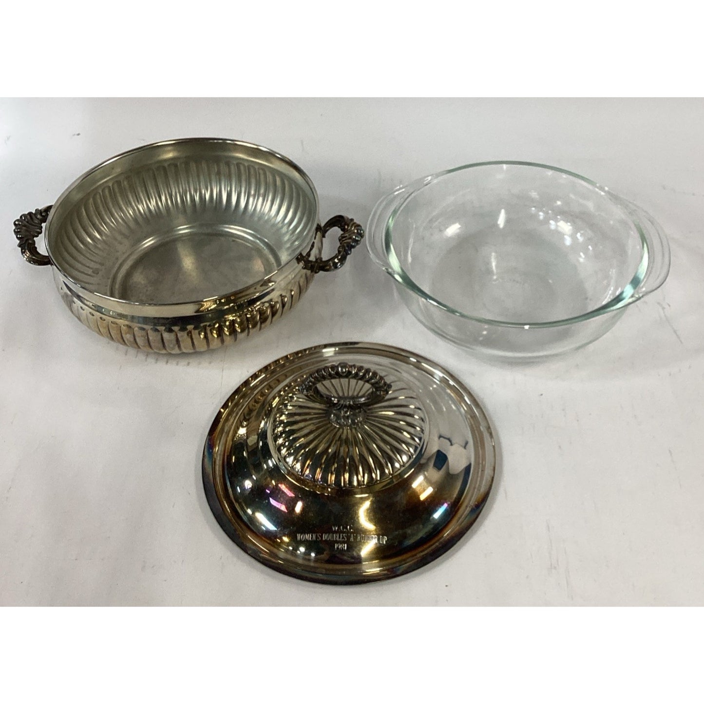 Kent Silversmiths Silverplate Covered Casserole with 2 Qt Glass Pyrex Insert