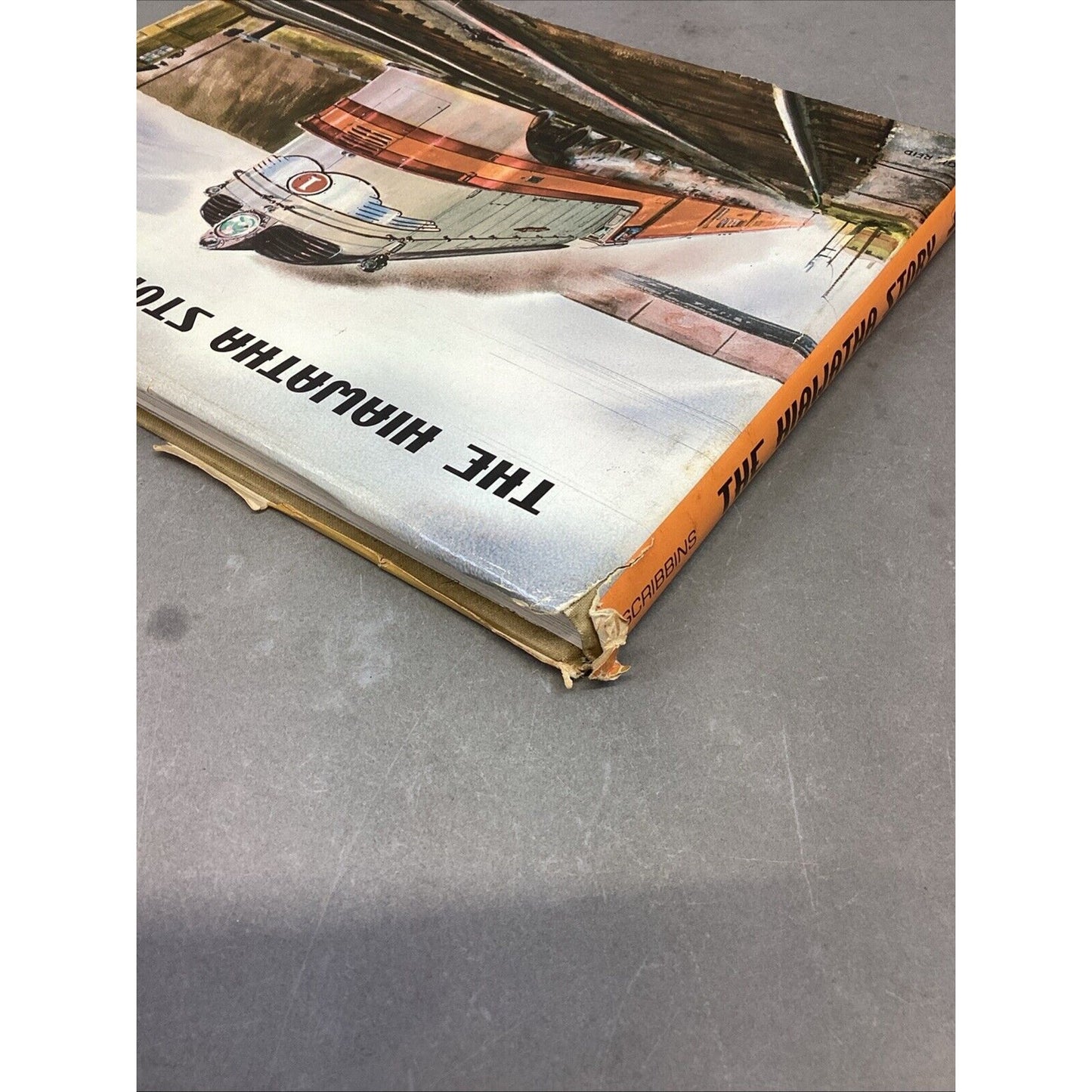 The Hiawatha Story by Jim Scribbins Milwaukee Wisconsin Railroad 1970 Hardcover