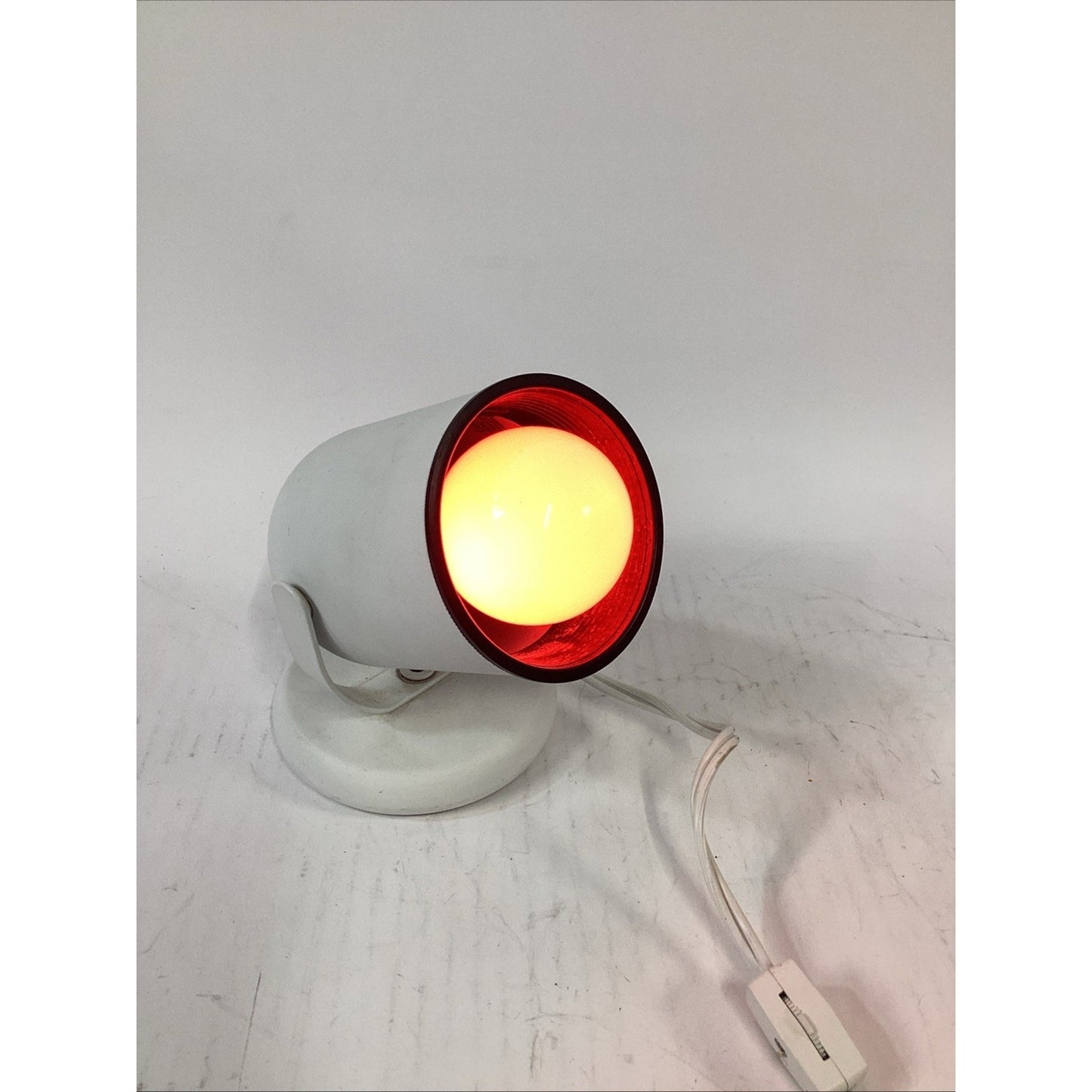 Portable Luminaire Lamp Spotlight With Red/White/Blue Lightbulb
