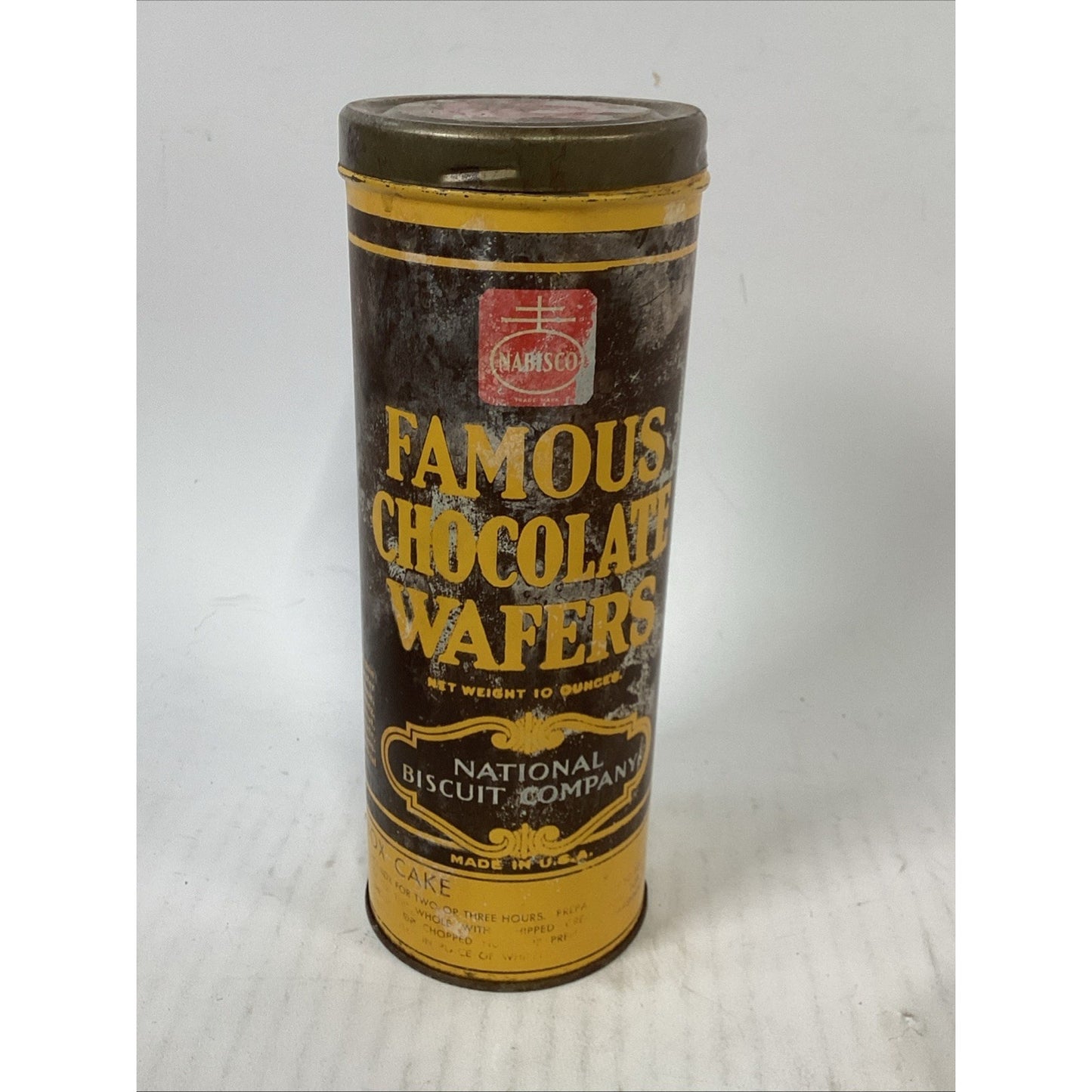 Nabisco Famous Chocolate Wafers Tin W/ Vintage Cupcake/Muffins Baking Holders