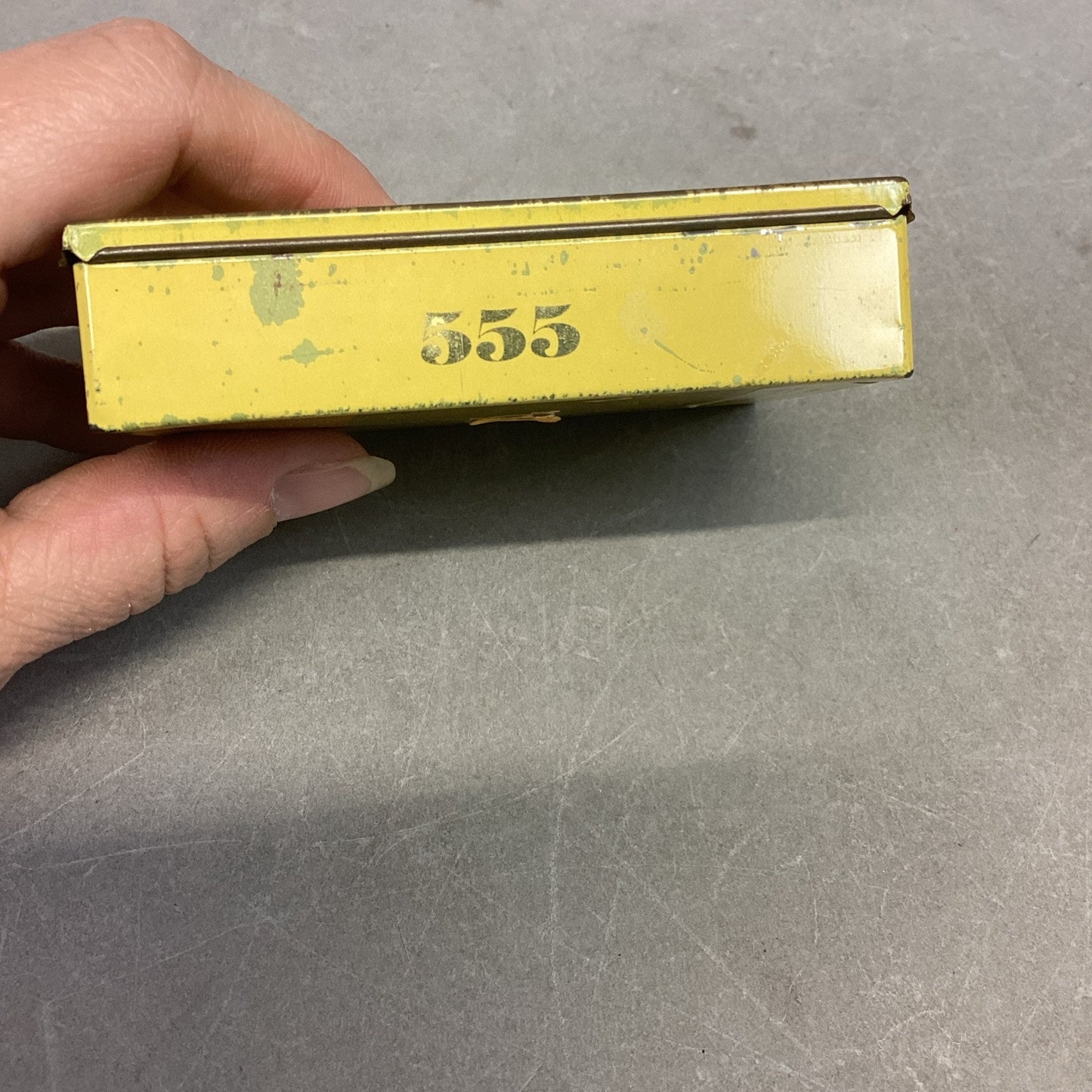 Vintage 555 State Express Selected Virginia Yellow Tin Box Tobacco Cigarette