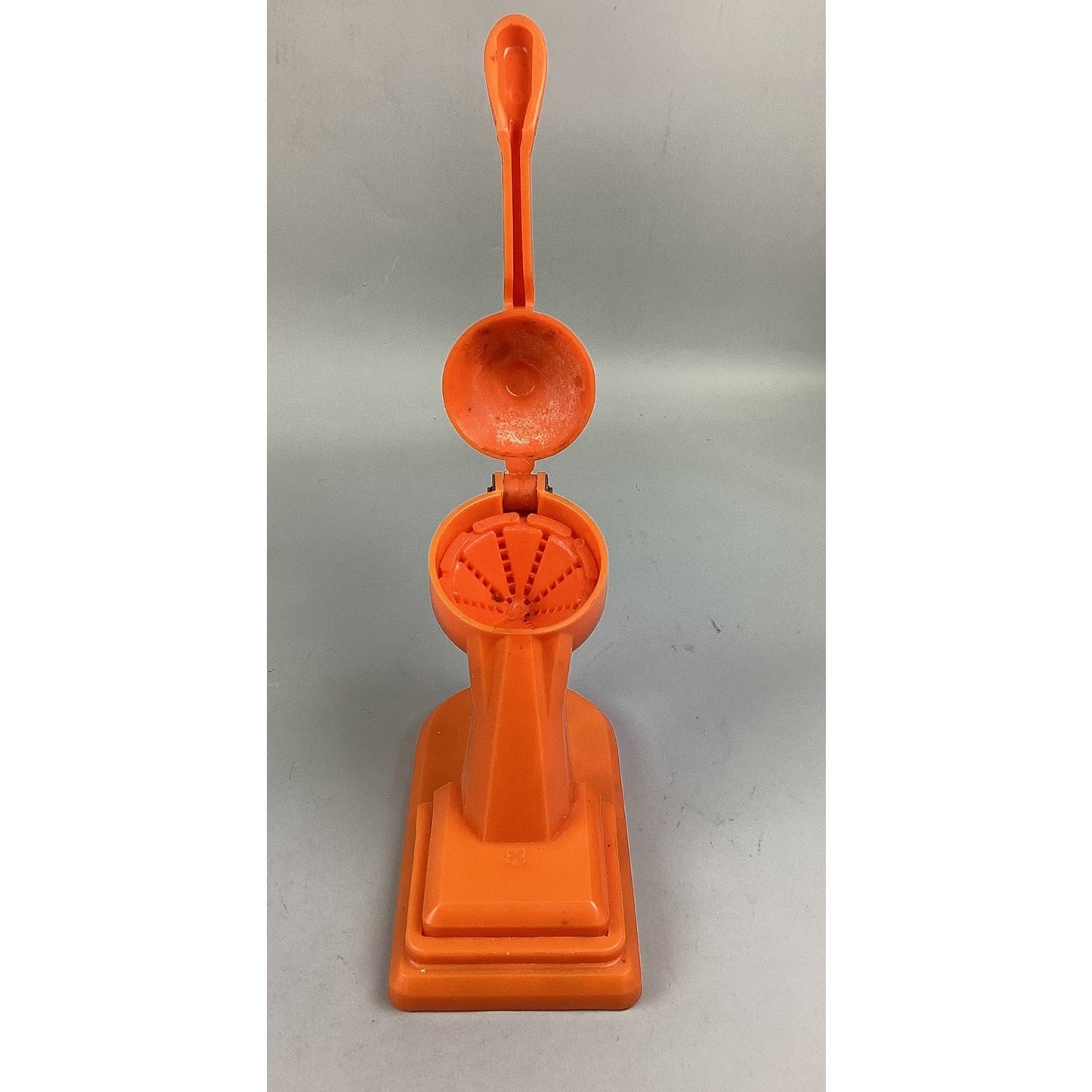 Manual Orange Grapefruit Juicer Citrus Press Squeeze - Large Plastic