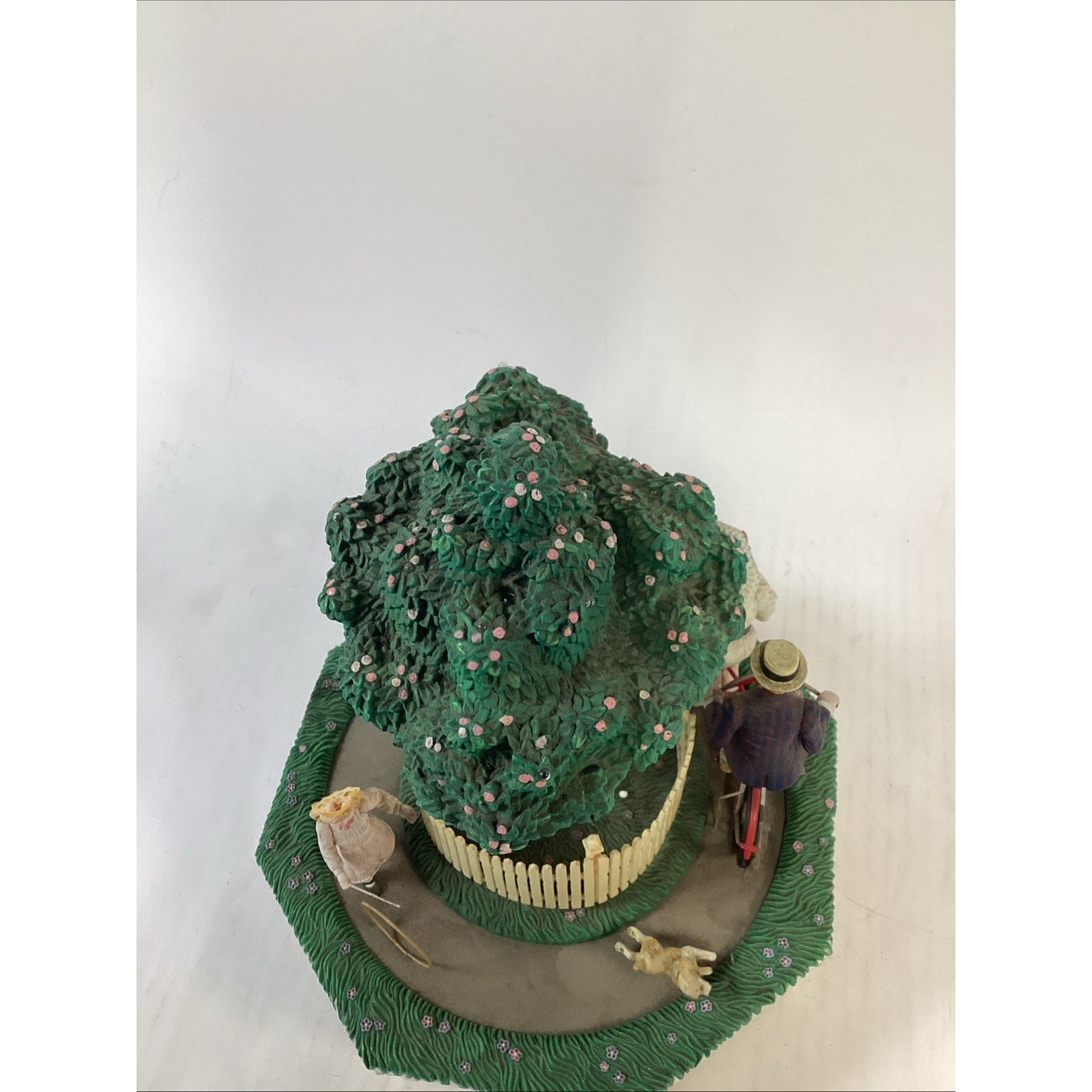 Enesco Musical Box Light Up Music Two Riding A Bike Under Tree Untested - Read
