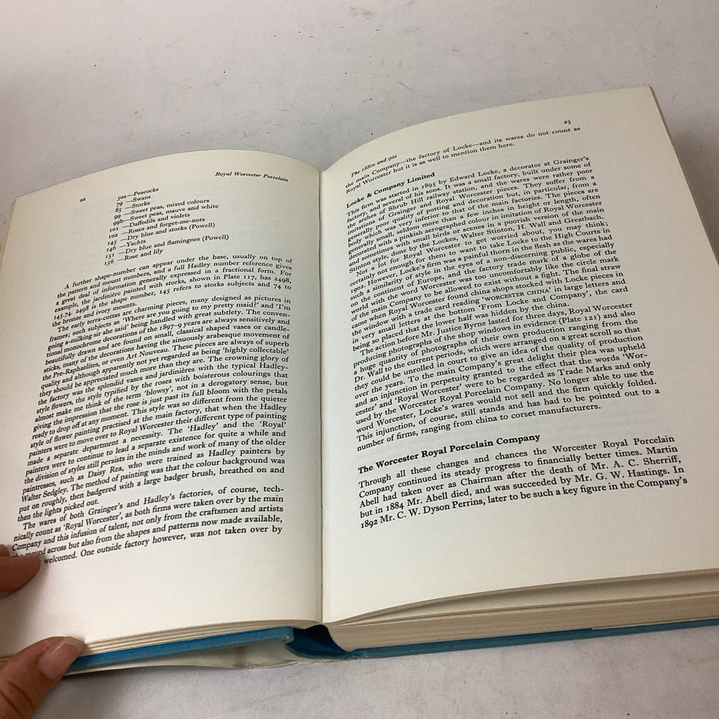 Royal Worcester Porcelain Book Henry Sandon Hard Cover - 1975