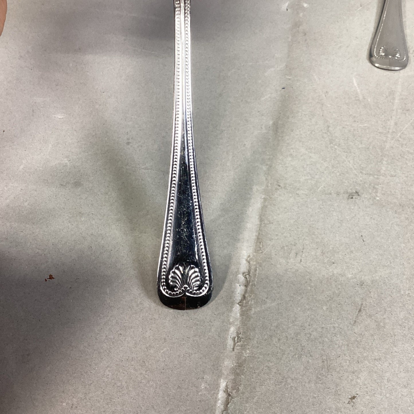 Set Of 34 - Supreme Cutlery Shell Interlace Stainless Japan Flatware Set