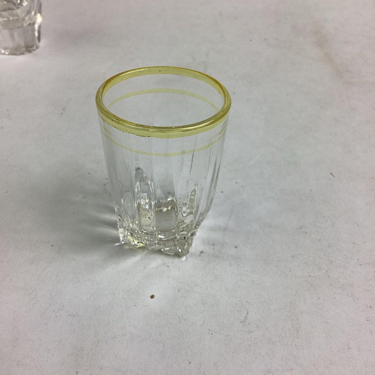 Set Of 2 Anchor Hocking Shot Glasses & 2 Other Shot Glasses