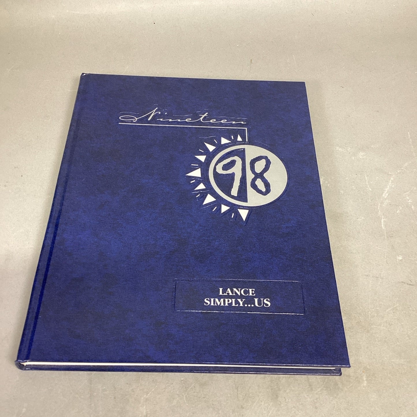 1998 New Hyde Park Memorial Highschool Gladiators Yearbook