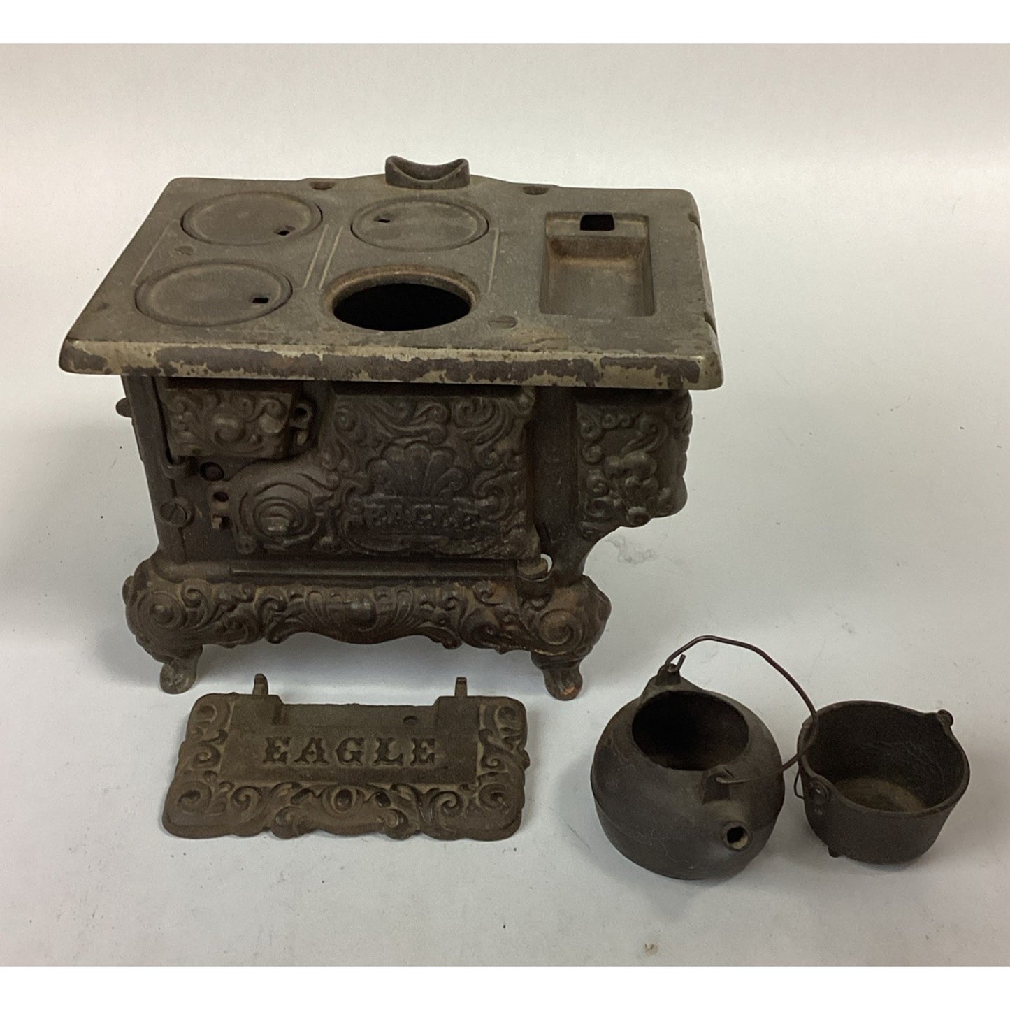 Antique Eagle Cast Iron Toy Stove With 2 Pots - Lancaster Brand - 9x6x6.5”