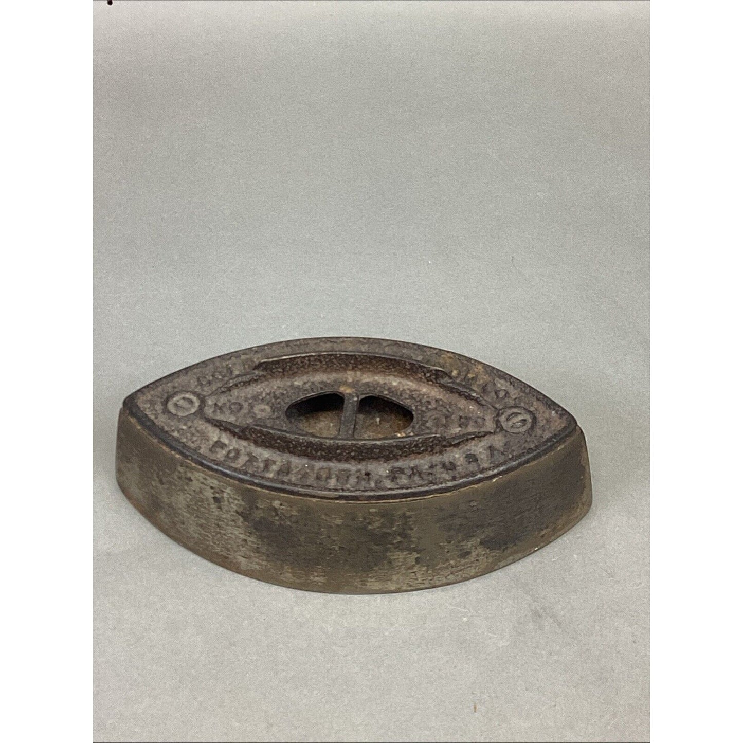 Vintage Cole Brookdale Iron Co Cast Iron Sad Iron Pottstown Pa Made In USA