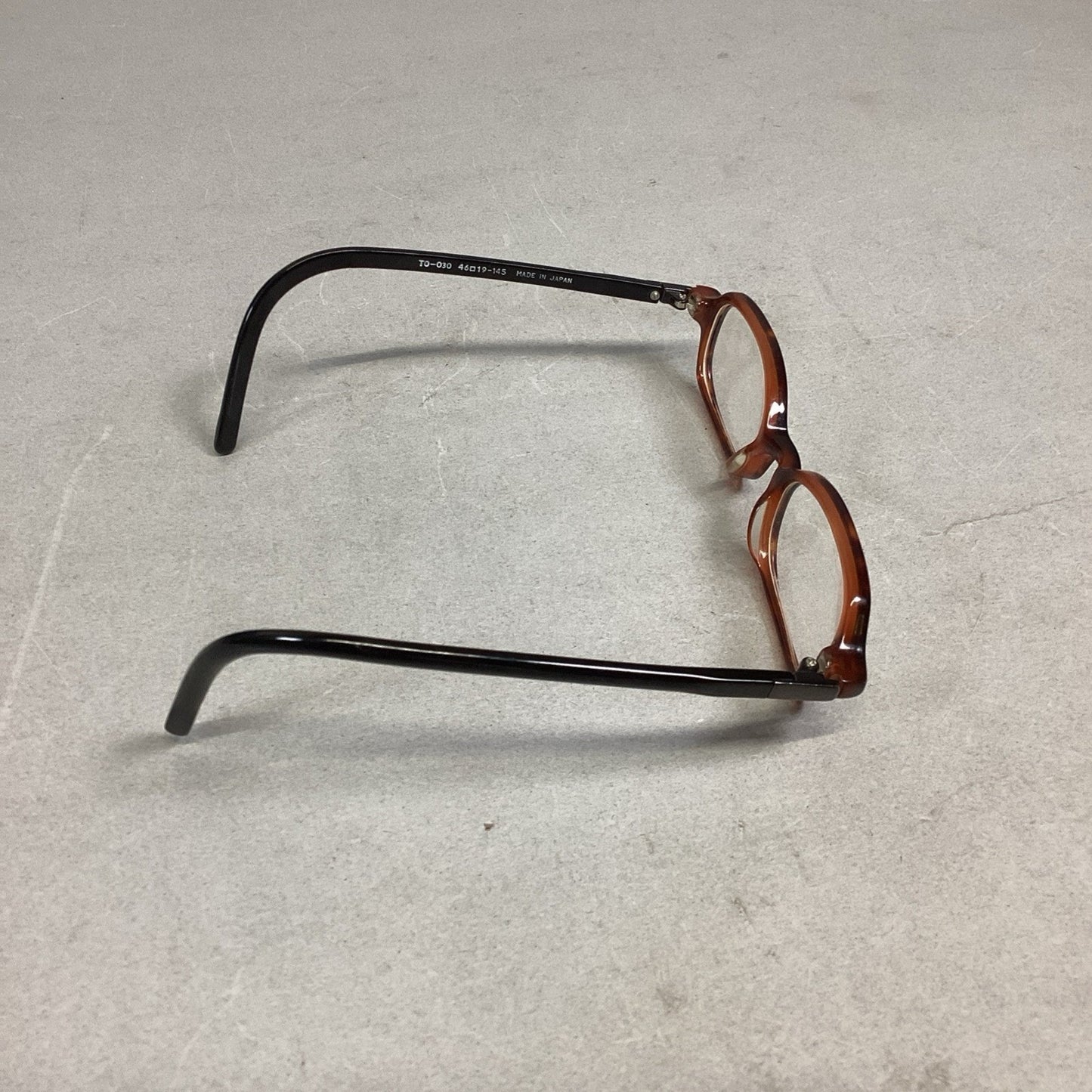 Oval Takumi Design TO-030 Eyeglasses - Made In Japan