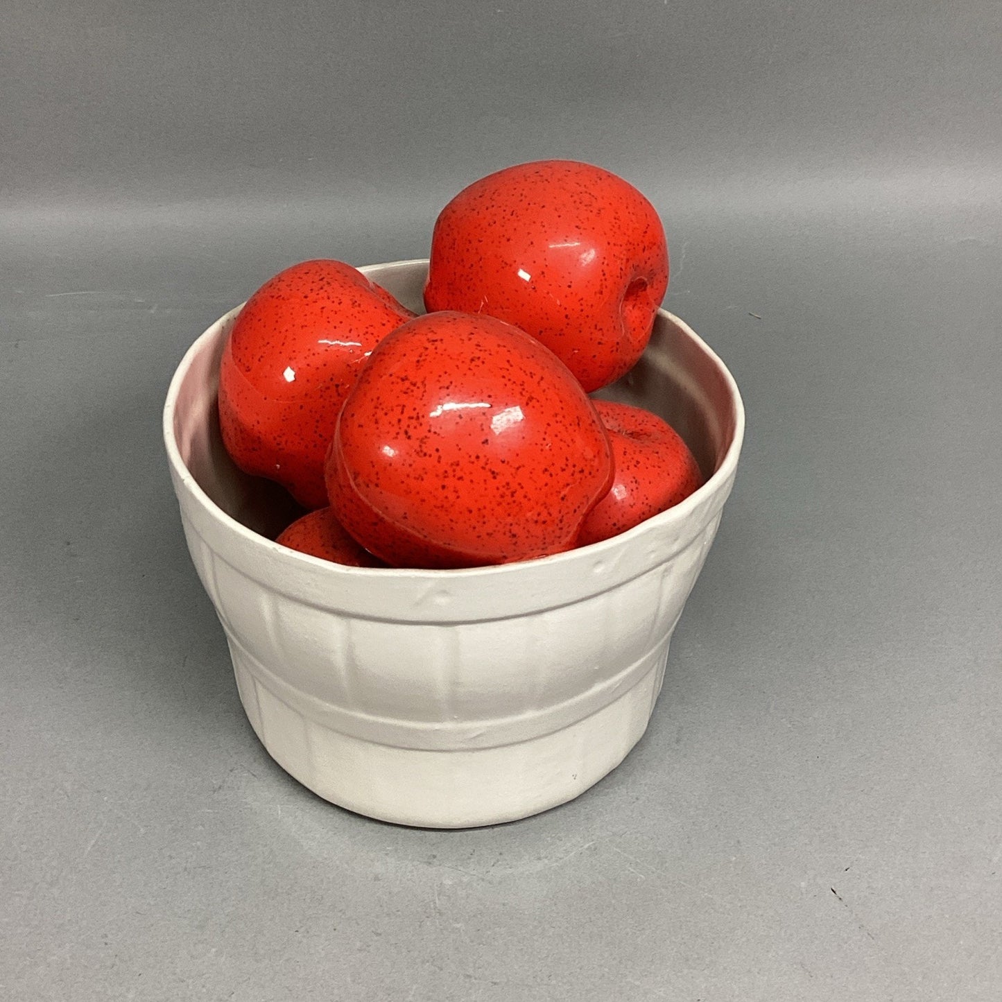 Vintage 1980 Ceramic Barrel Of Red Apples Figurine - 7”Hx6.5”D