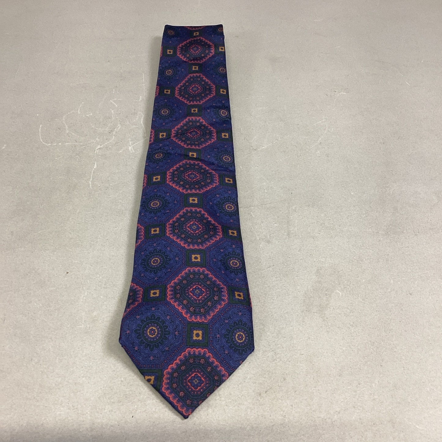 Frank Stella Ltd New York & Bloomingdale’s Peterborough 100% Silk Men’s Neckties Tie