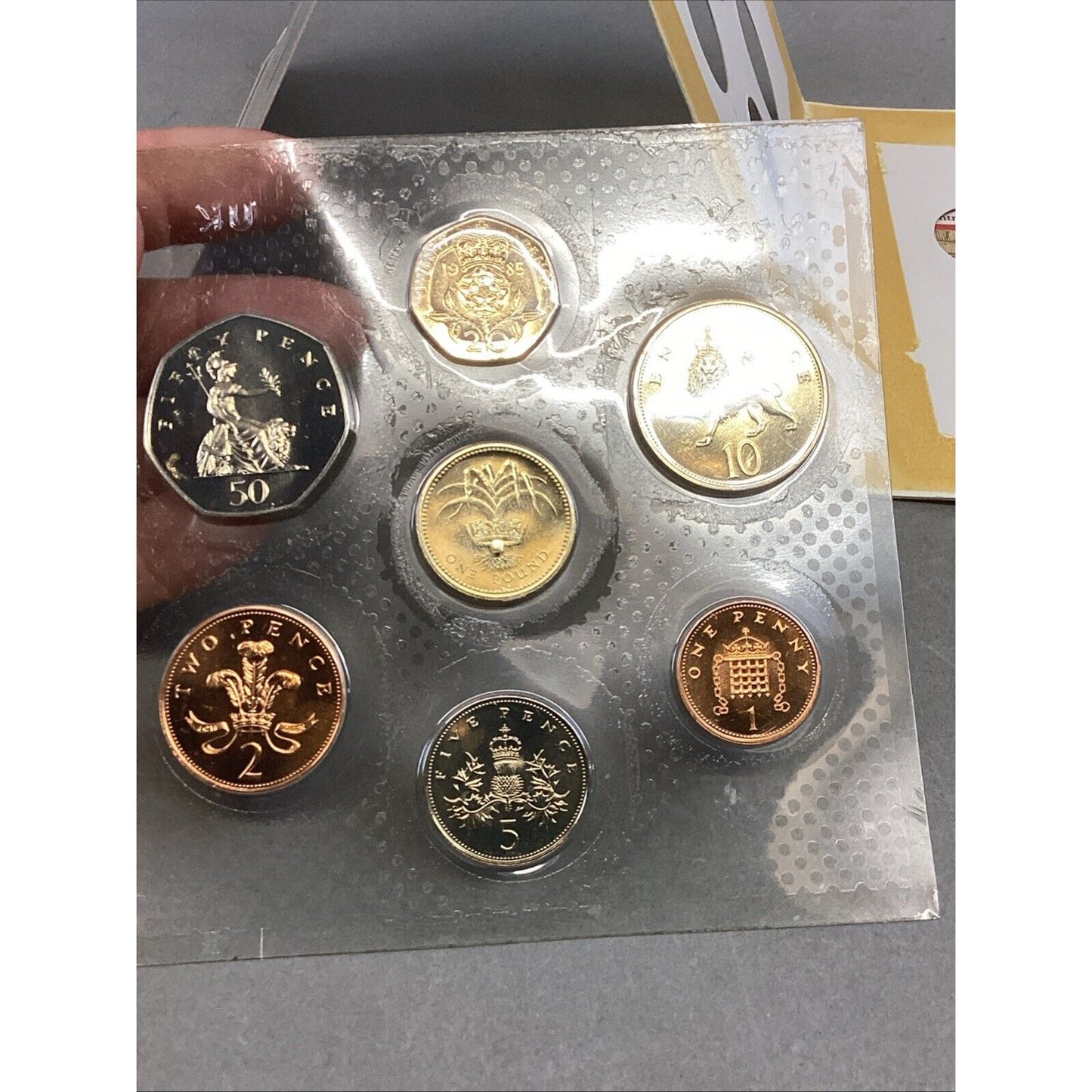 1985 Great Britain Royal Mint Brilliant Uncirculated Annual Coin Set