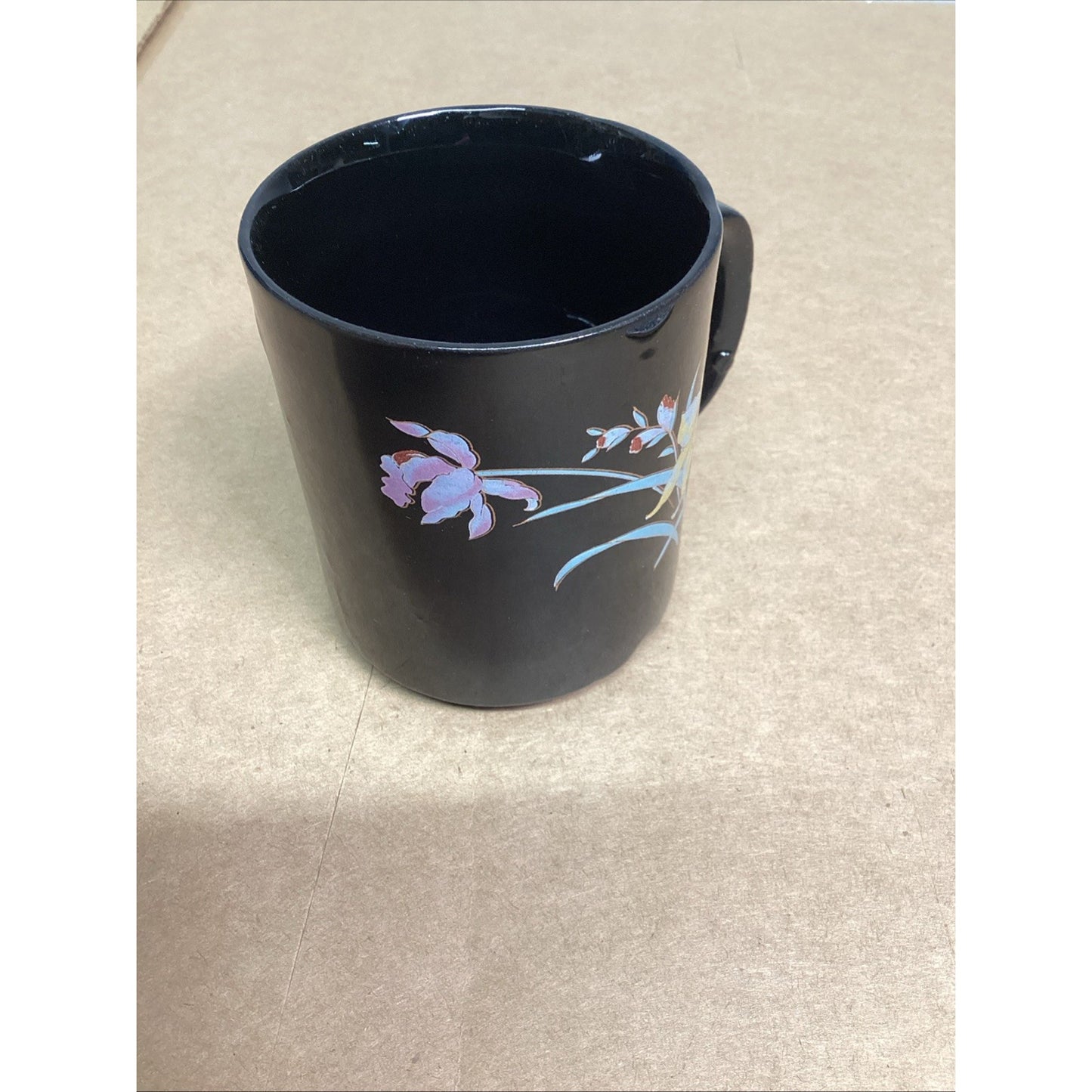 Vintage 1970s Interpur Black Floral Daffodil Mug W18 W/ Floral Coaster