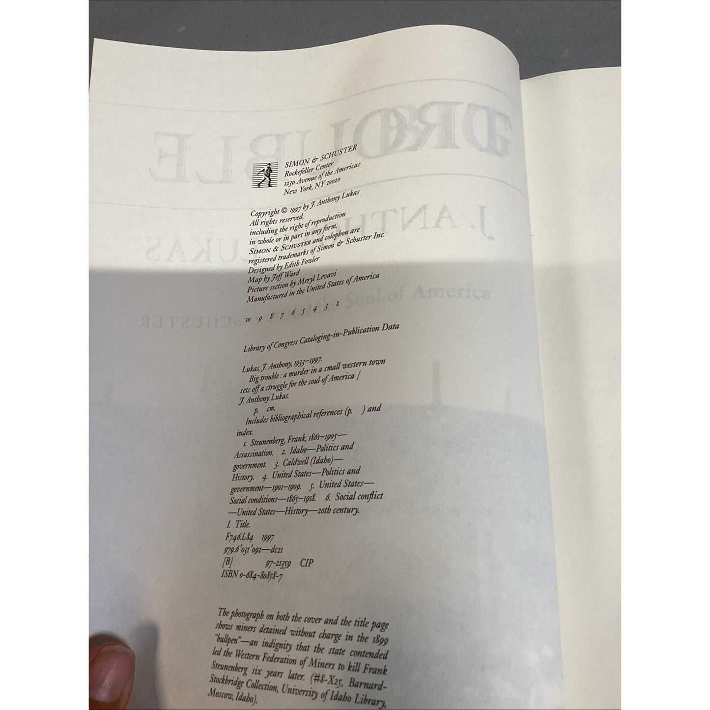 Big Trouble: A Murder in a Small Western Town Sets off a Struggle for the Soul..