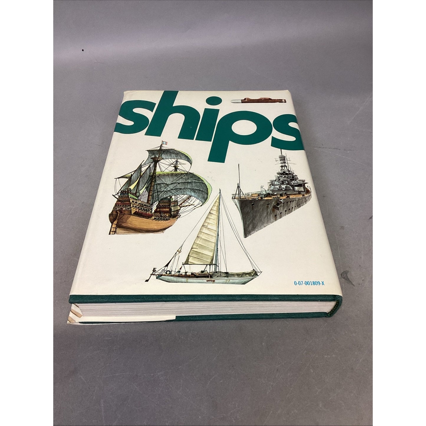 Ships by Enzo Angelucci and Attilio. Hardcover W/ Dust Jacket - 1977