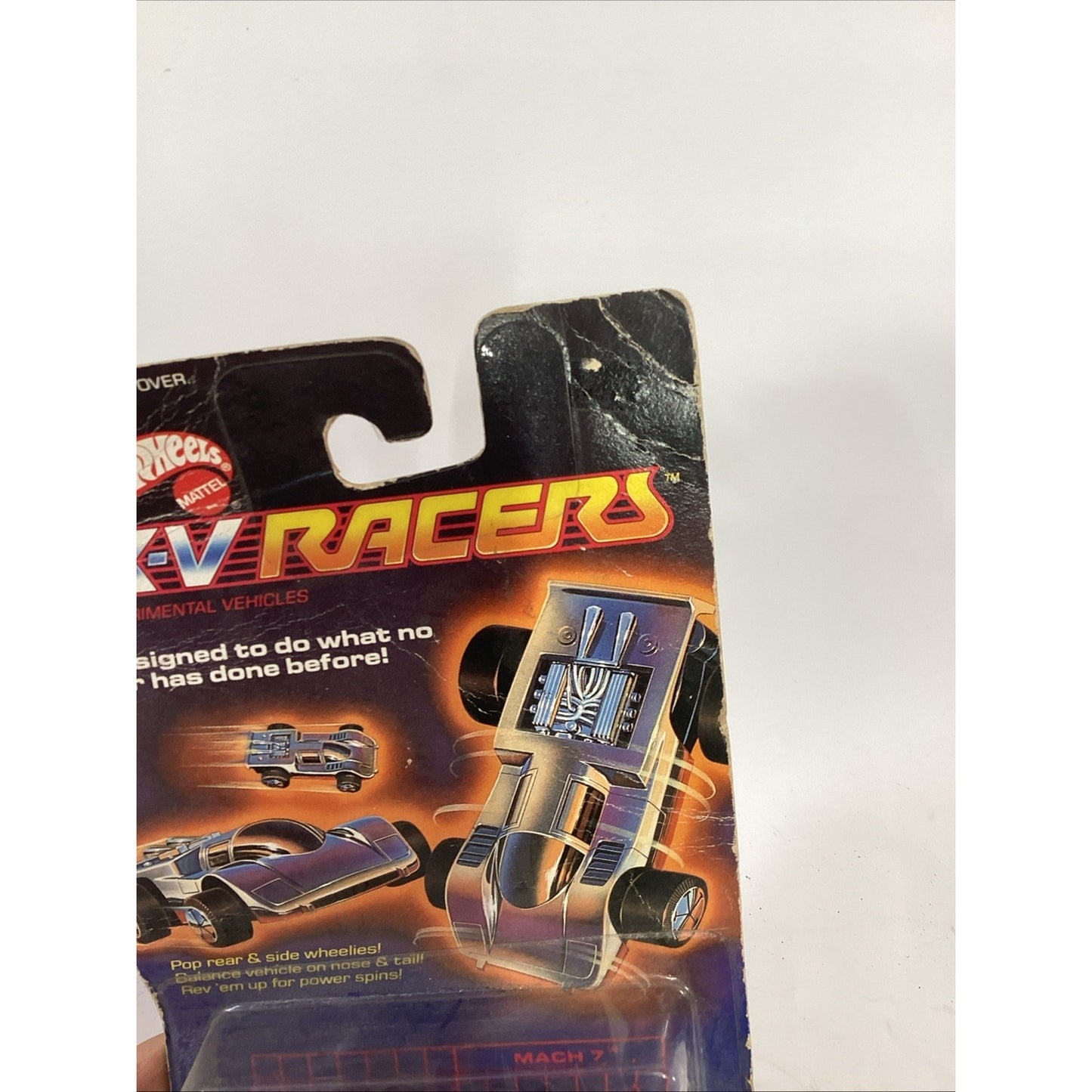HOT WHEELS 1985 VINTAGE X-V RACER MACH 7 IN WHITE - NOS