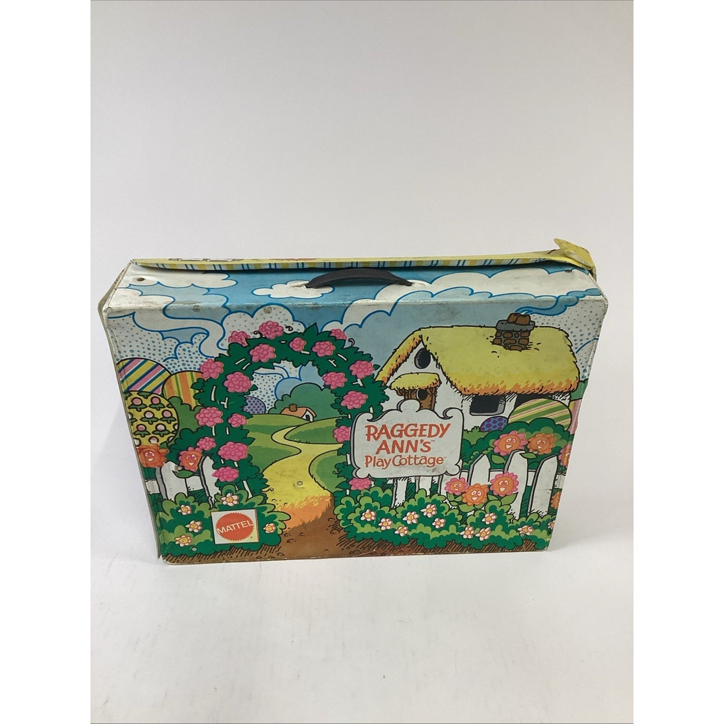 Vintage 1974 NOS Raggedy Ann’s Play Cottage Vinyl Pop Out Case Damaged Exterior