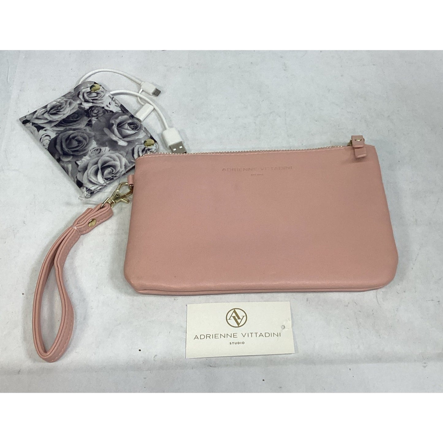 Adrienne Vittandini Dusty Blush Smooth Charging Purse Power Bank
