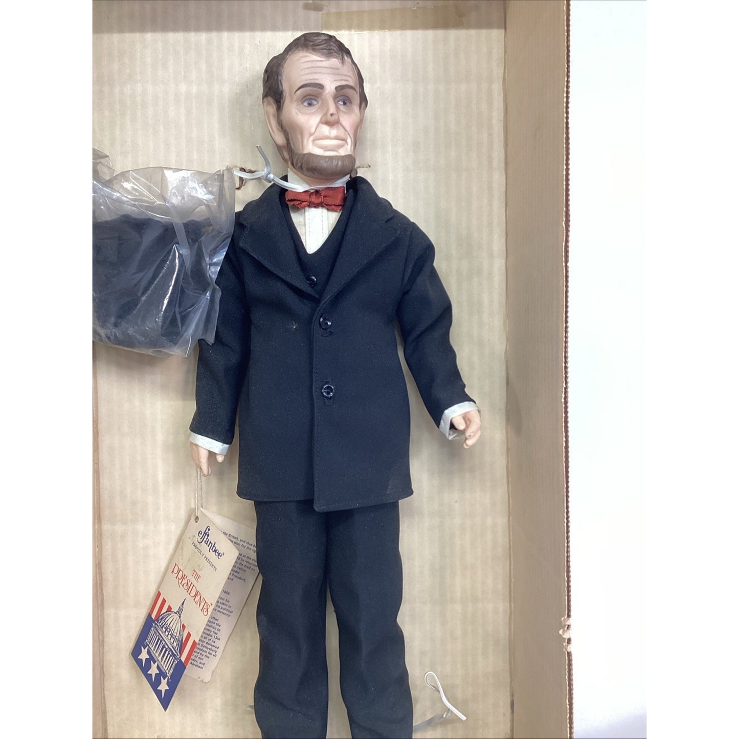 EFFANBEE ABRAHAM LINCOLN DOLL 7902 THE PRESIDENTS