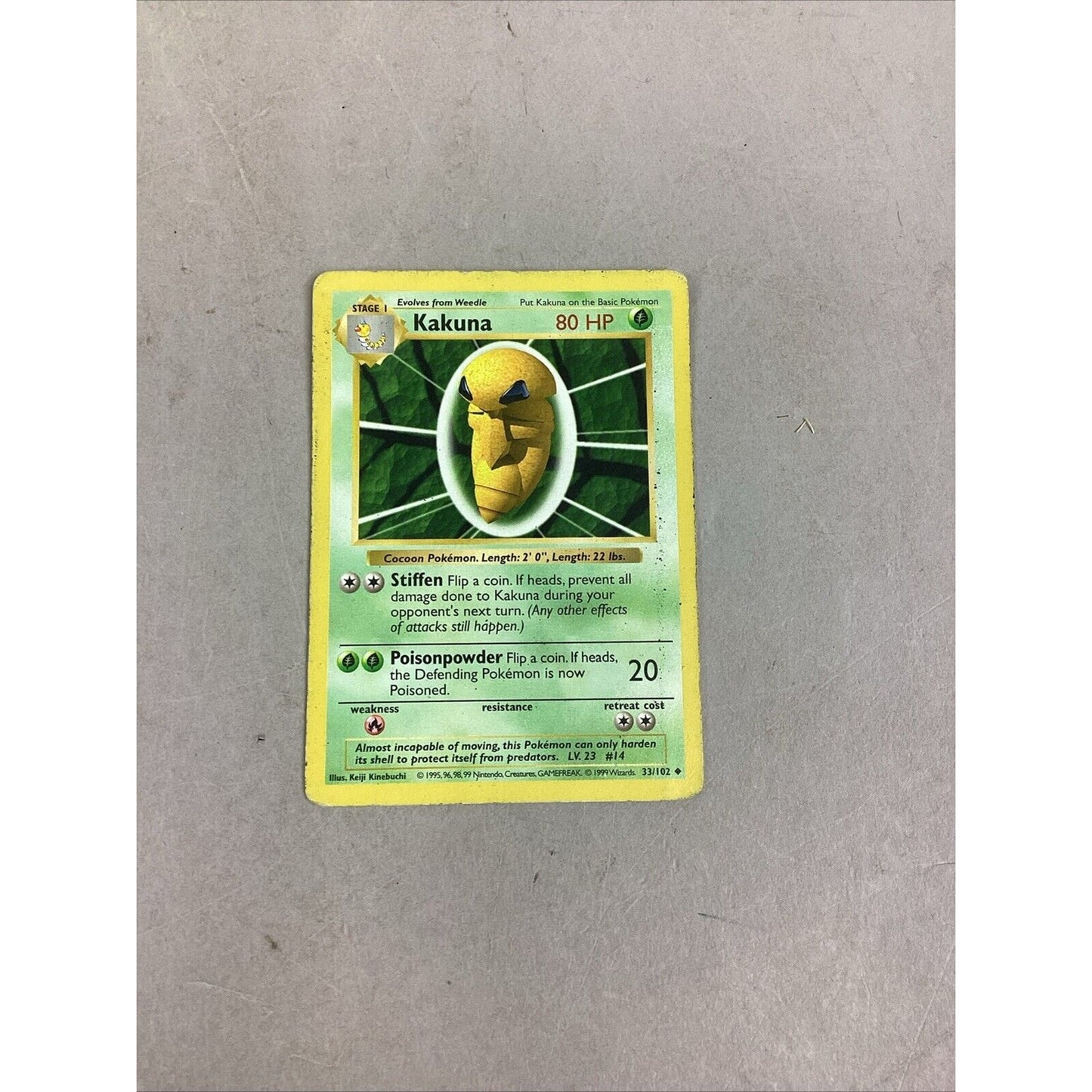 1st EDITION Kakuna 33/102 Pokemon SHADOWLESS Base Set COMMON