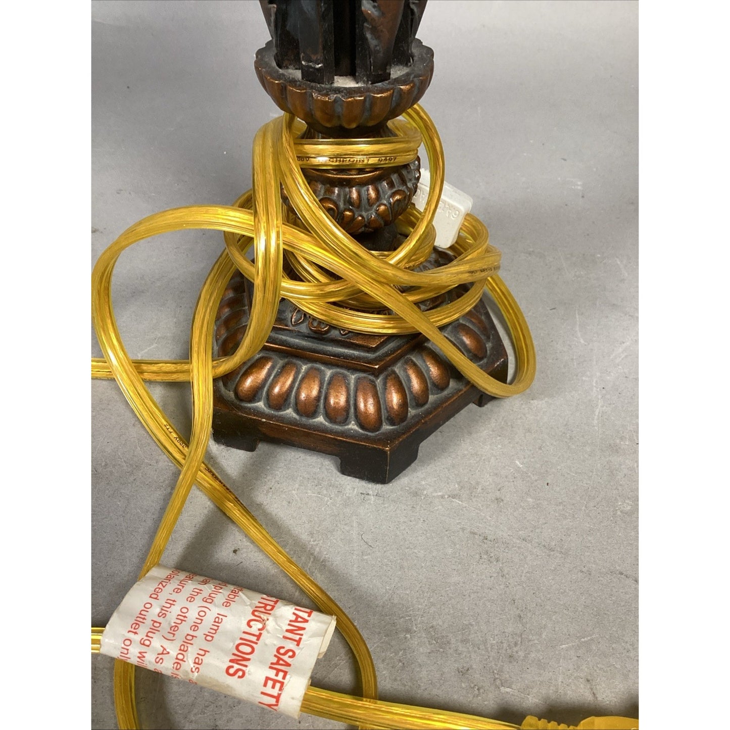 Vintage Portable Table Lamp Or Night Light - Untested - 16.5”H