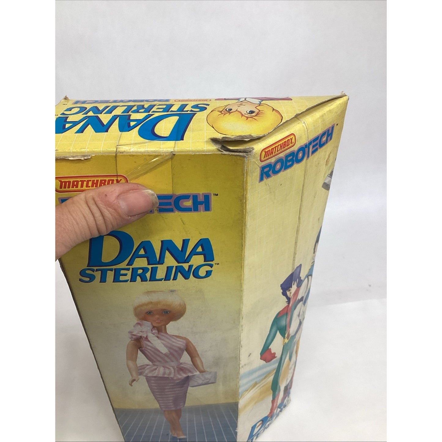 1985 NOS Robotech Matchbox DANA STERLING Pink Dress 11 ½” Action Figure Doll