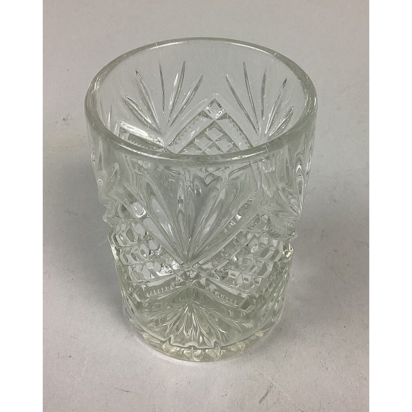 2 Vintage Glass Tumblers - Diamond Design & Daisies With Button Design
