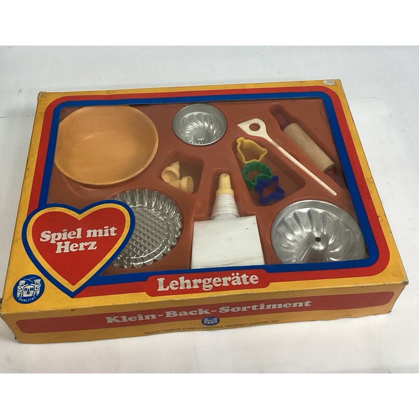 Vintage German Children’s Baking Set - Klein Spiel MIT Herz