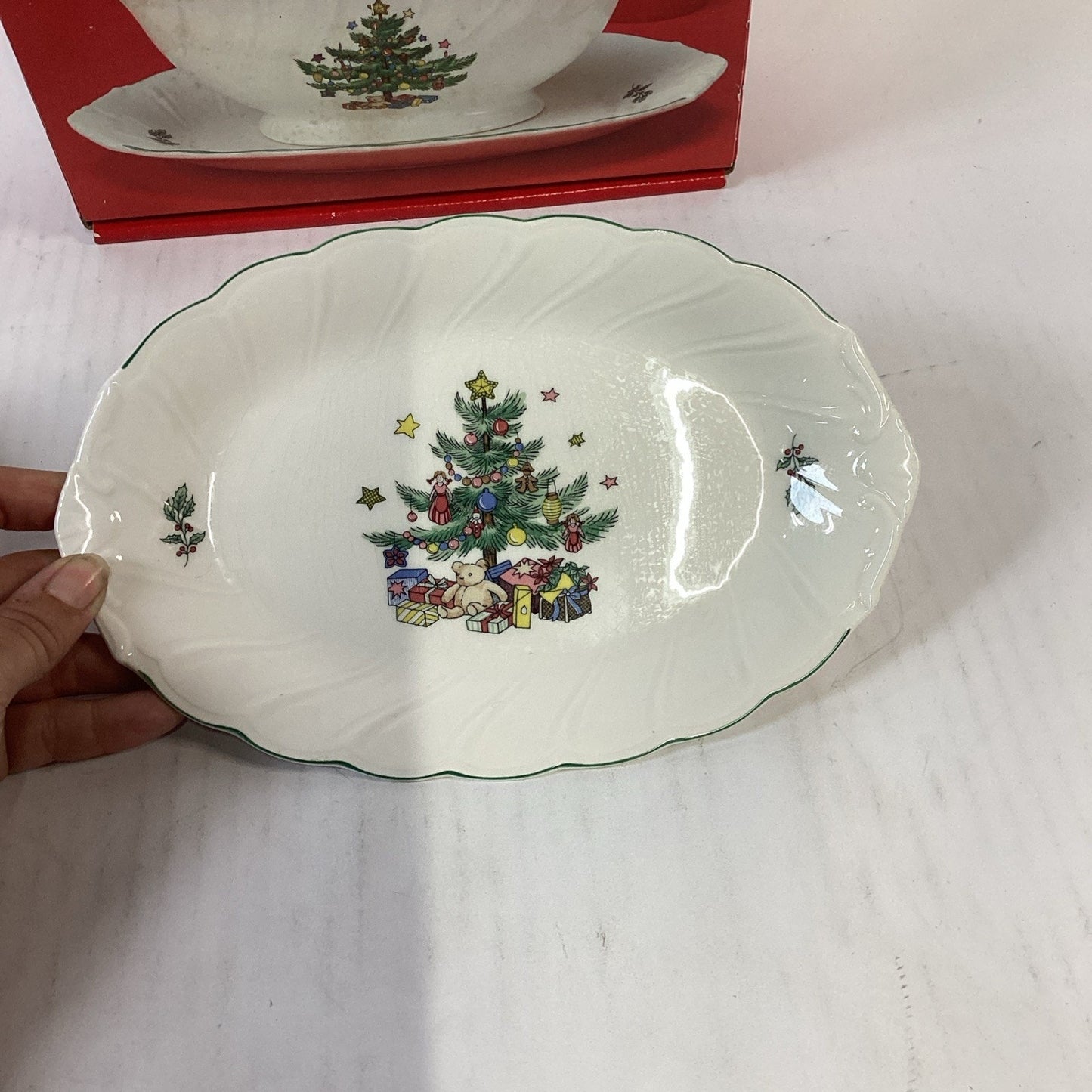 Nikko Christmas Tree Gravy Sauce Boat, Stand And Original Box