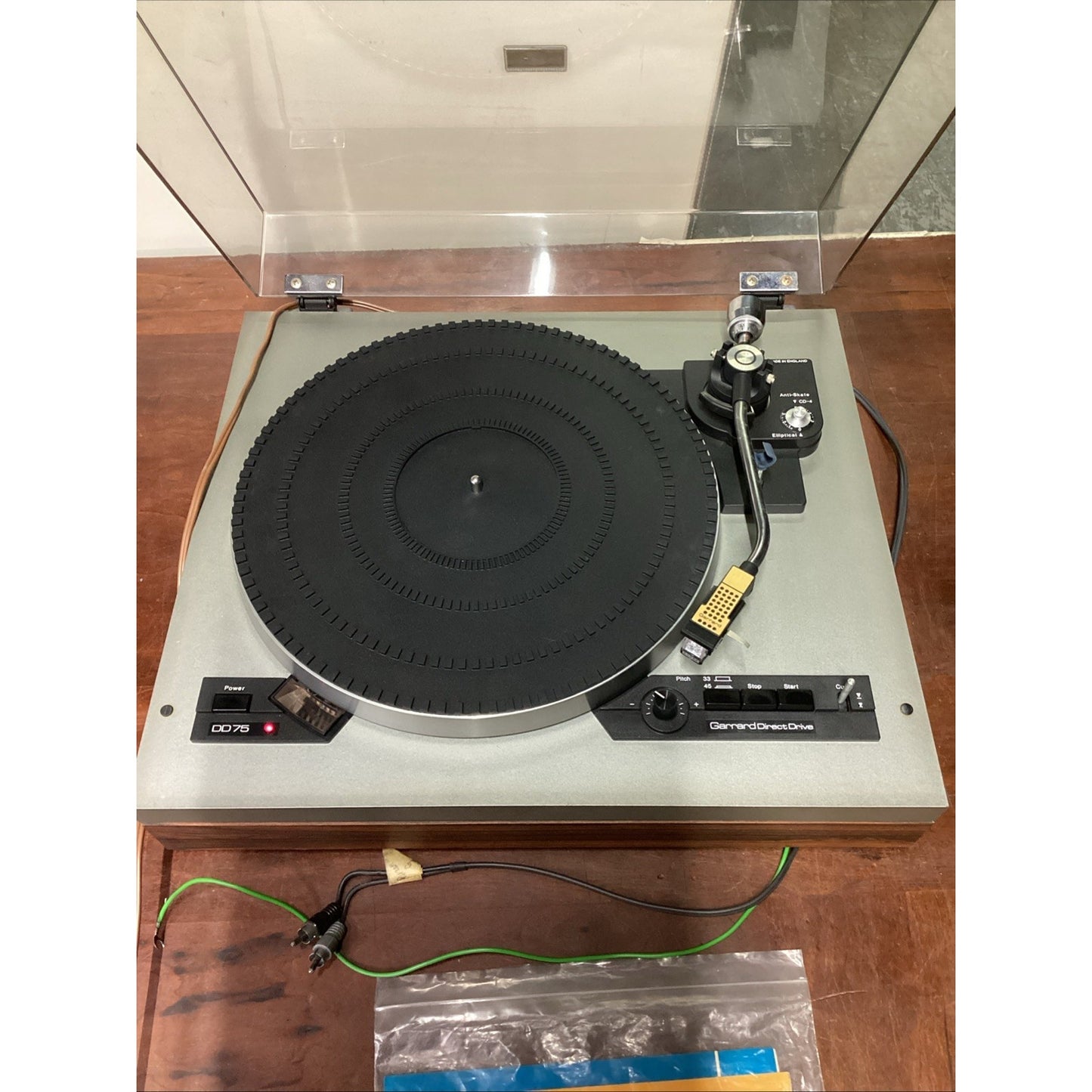 VINTAGE GARRARD DIRECT DRIVE DD75 TURNTABLE W/ MANUAL