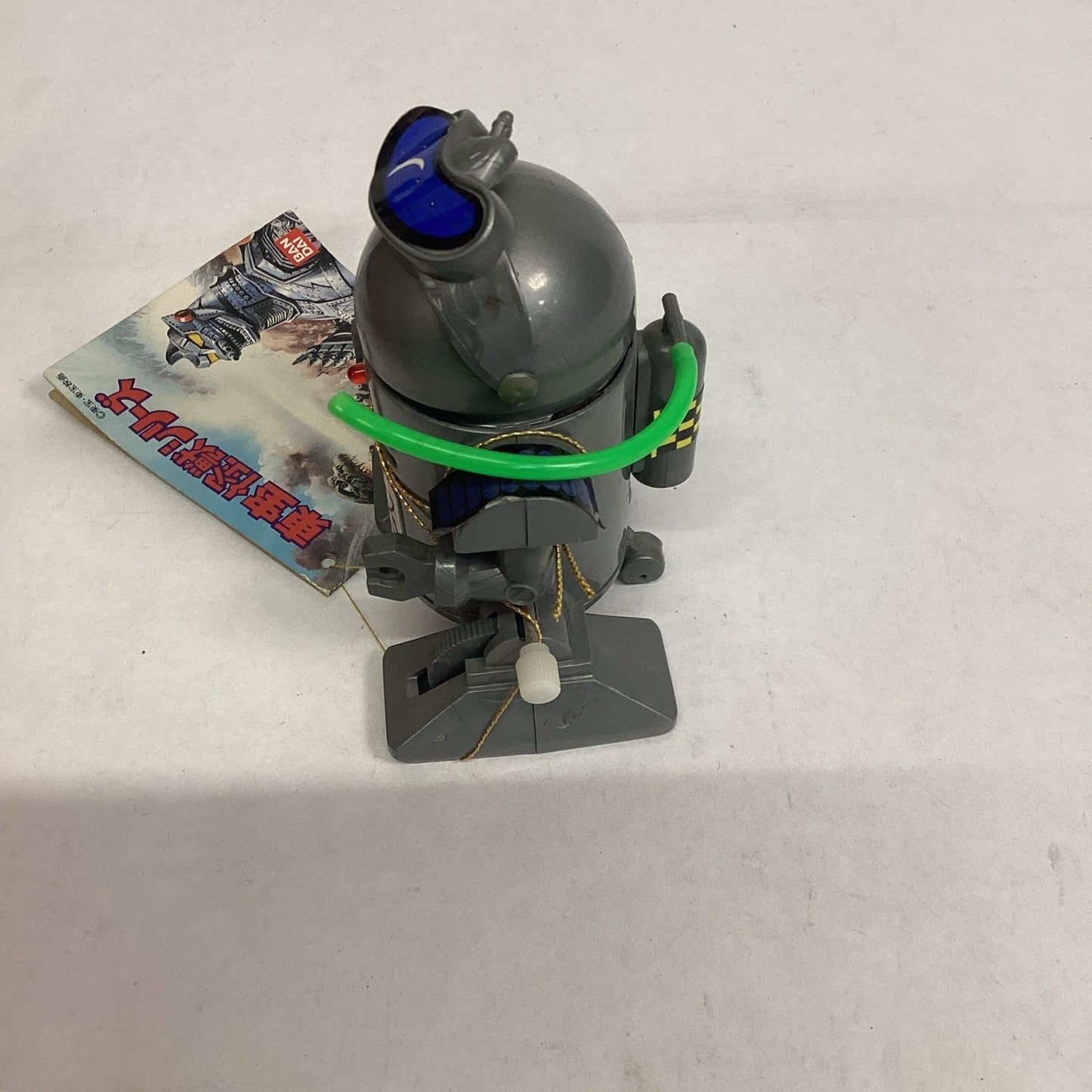 Vintage 1992 Bandai Wind-Up Cosmo The Talking Robot Japanese Version - NOS