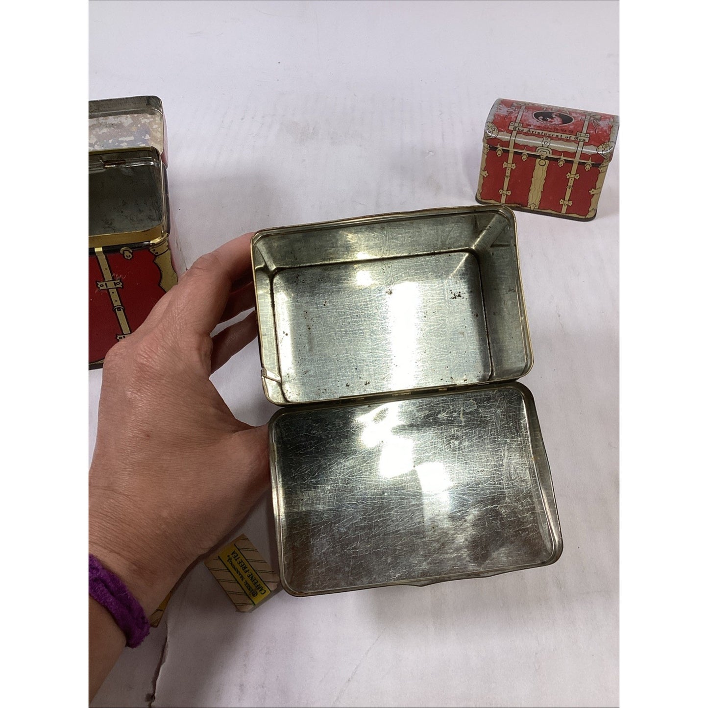 3 Vintage SWEE-TOUCH-NEE TREASURE CHEST TEA TINS - Nesting Tins