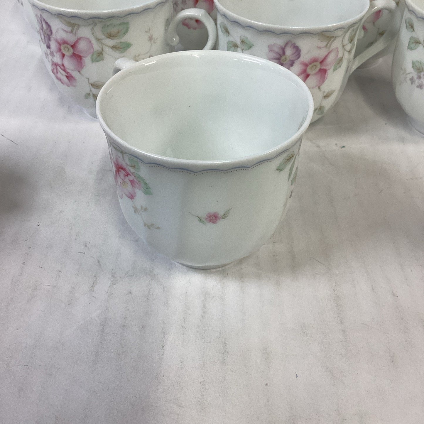 Lot Of 10 Mikasa L9711 Renee Tea Cups, Creamer And Sugar