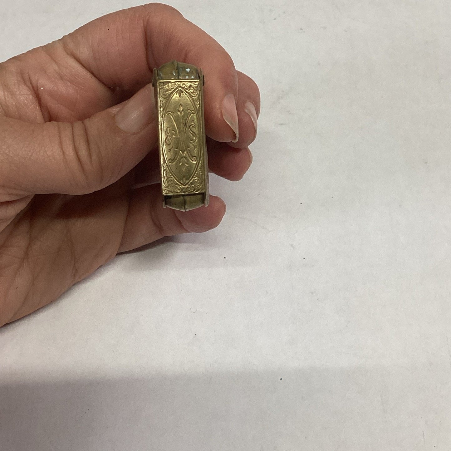 Antique 1868 Gold Gilt Wavery & Sons Redditch Quadruple Golden Casket Needle Case