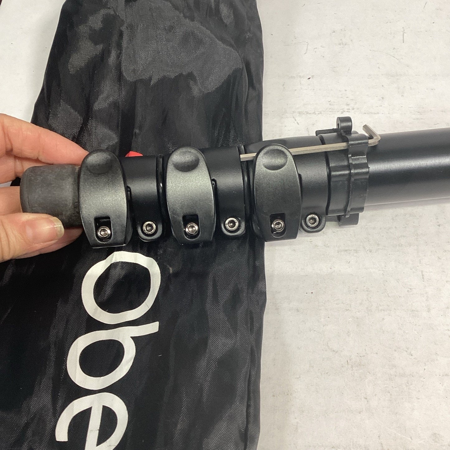 4-Section Aluminum Monopod ACM-2400 - New