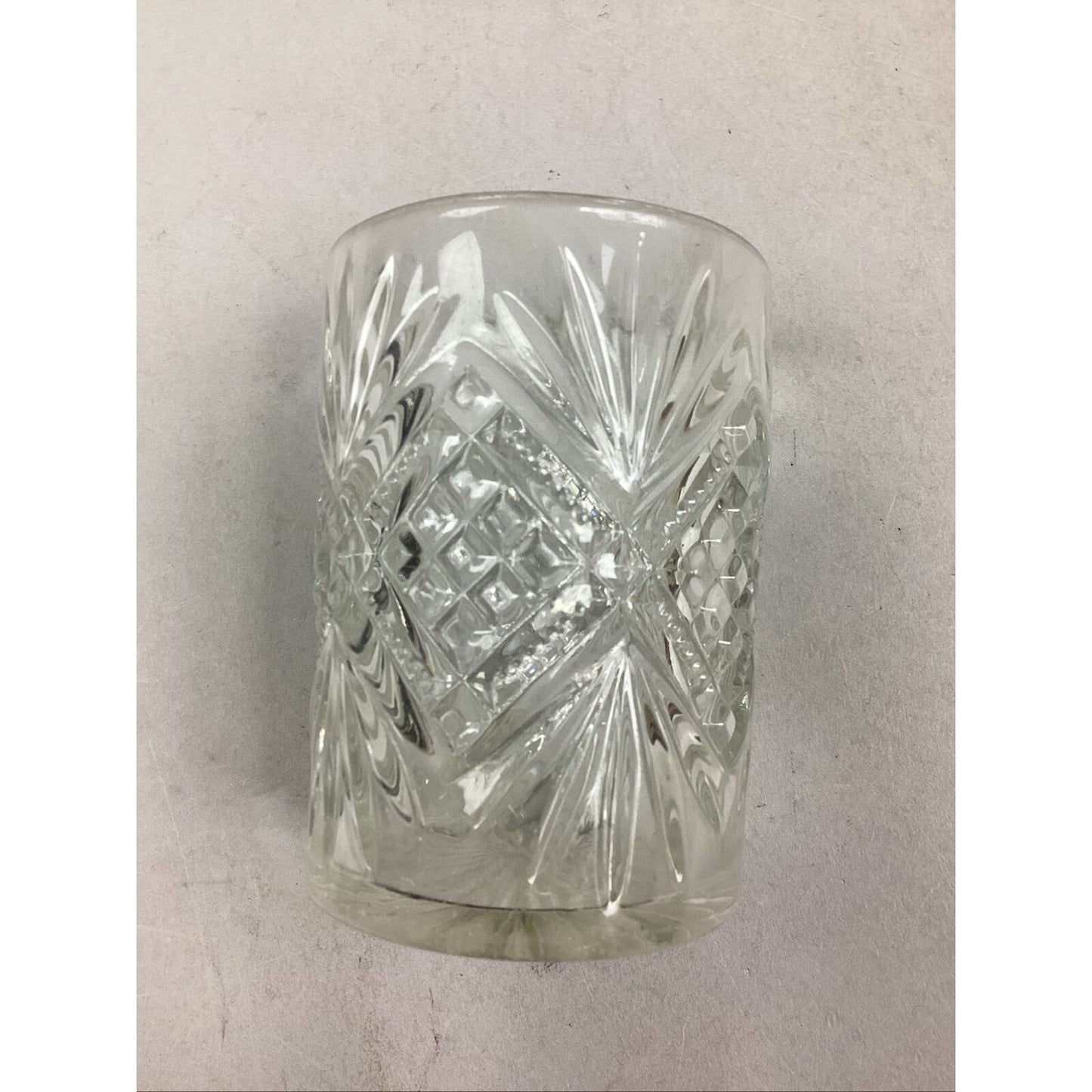 2 Vintage Glass Tumblers - Diamond Design & Daisies With Button Design