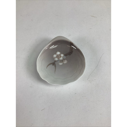 Bing & Grondahl Oyster Clam Shell Porcelain Trinket Dish Denmark Hand Painted