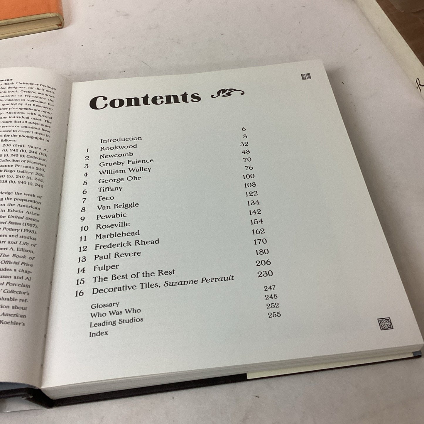 Encyclopedia Of Roseville Pottery, American Art Pottery & Ceramics Books