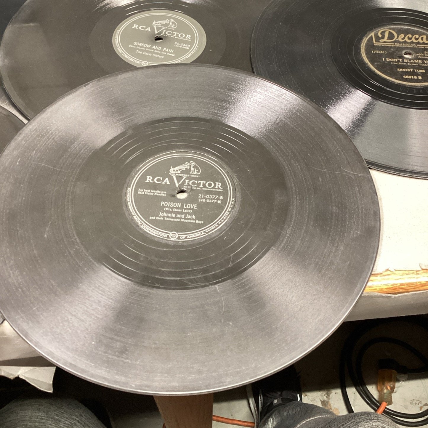 22 Misc 10” Vinyls - Faron Young, Gene Autry, Lefty Frizzell, Davies Sisters +