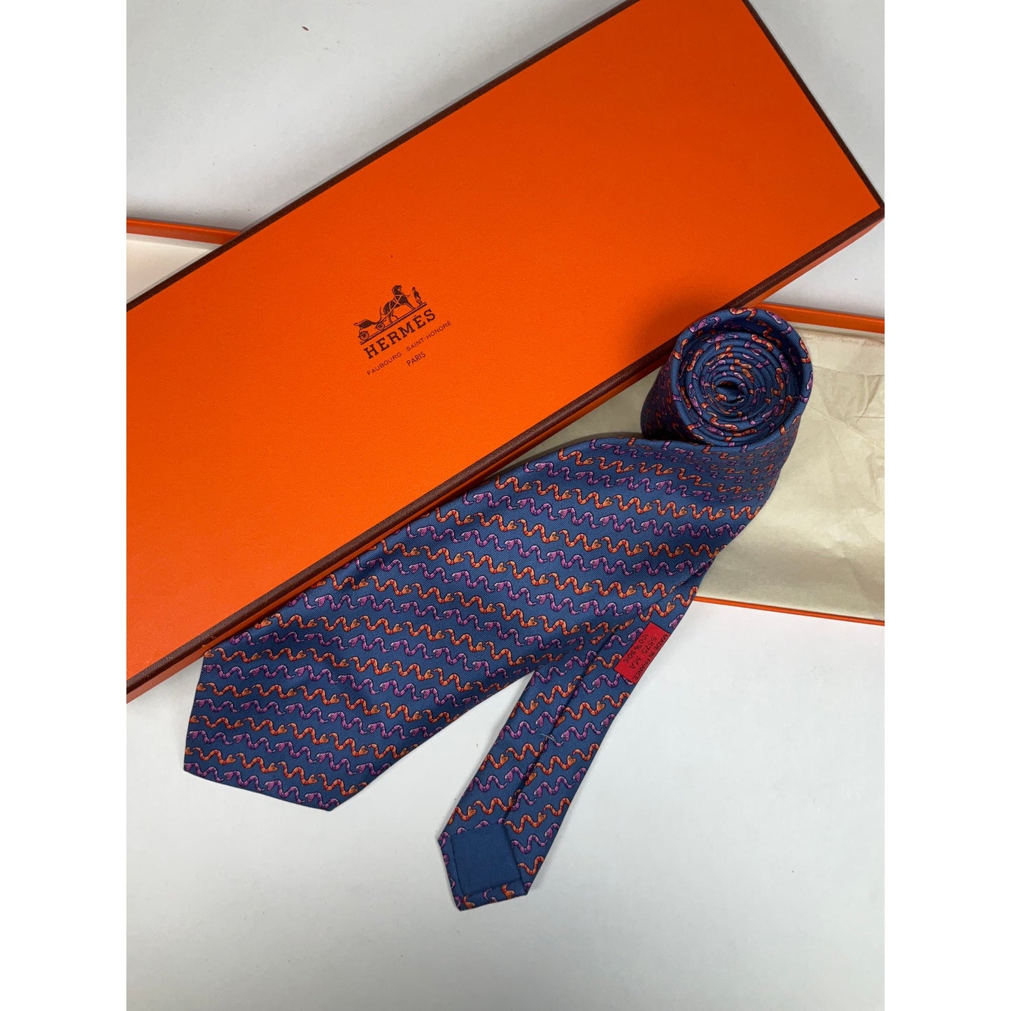 Men’s Hermès Snake Tie REF: 5575 MA | No Box