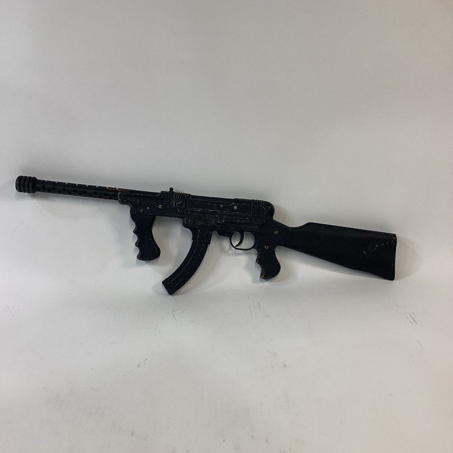 Vintage Commandos Automatic 25 Metal Toy Machine Gun - 27.5”L Heavy Cast Rifle