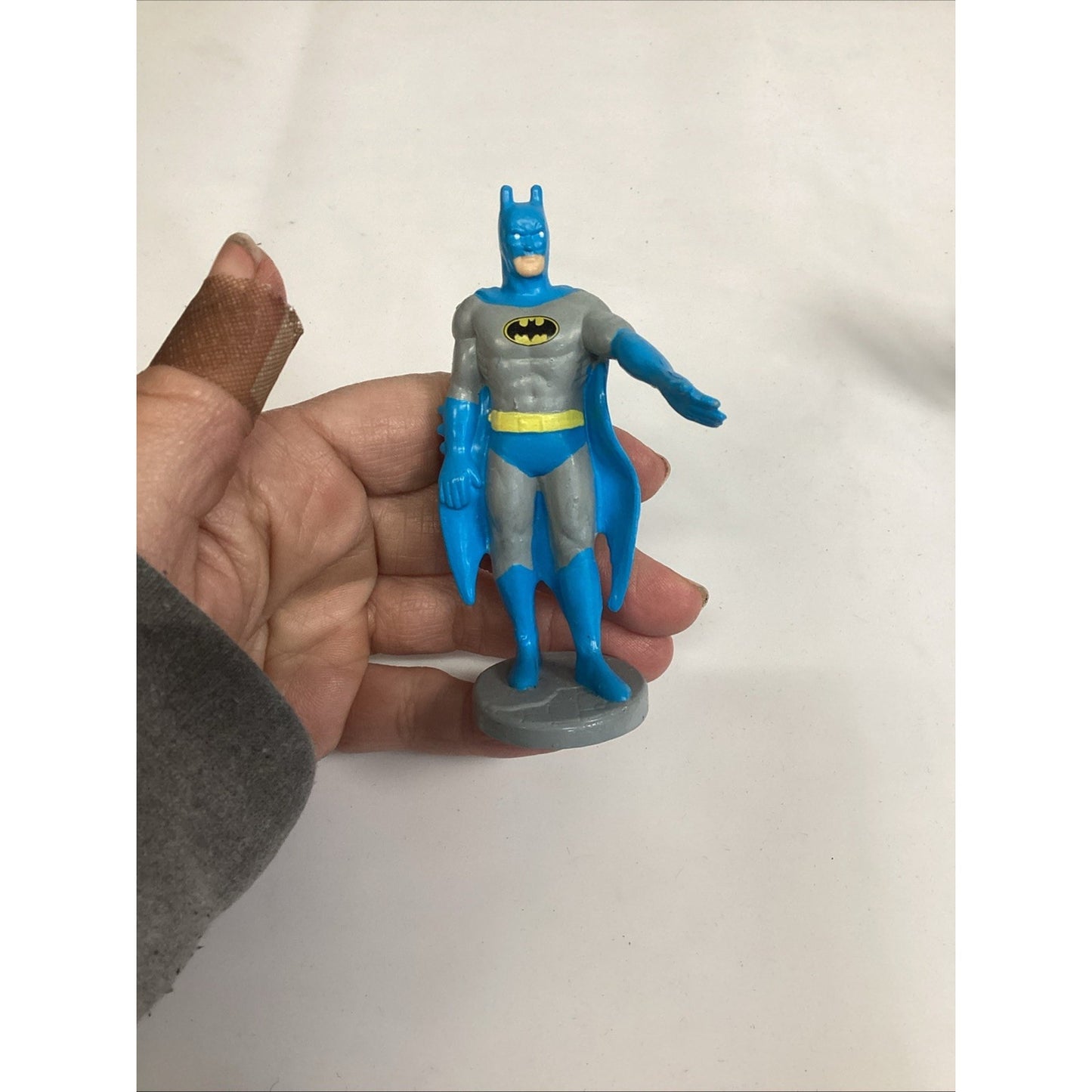 Set Of 2 Vintage 1988 DC Comics BATMAN Action Figures - 3.5”H