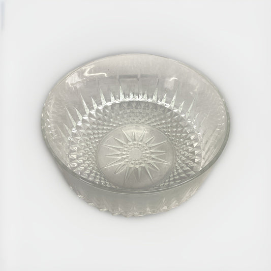 Vintage Arcoroc France Clear Glass Diamond Starburst Pattern 9" Serving Bowl