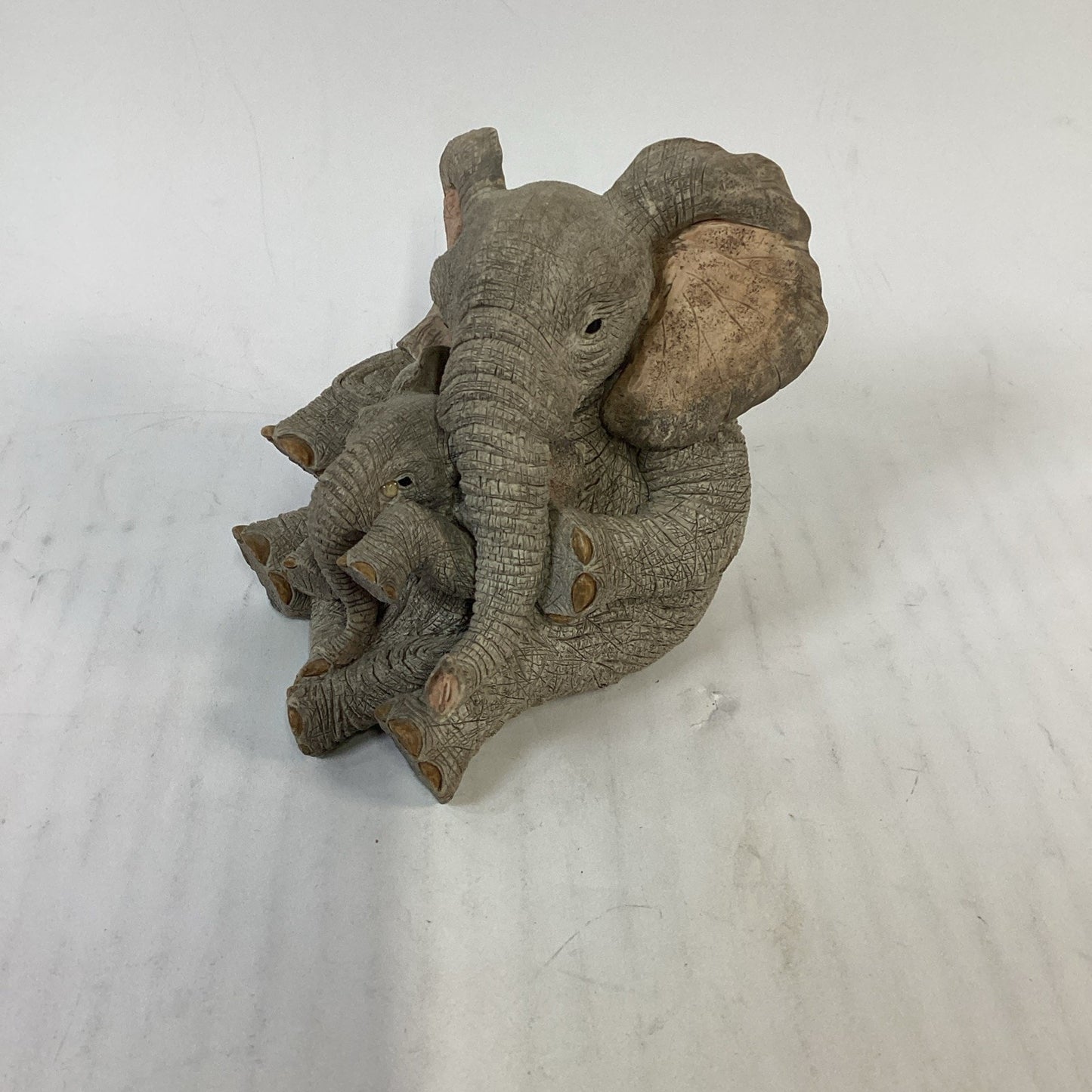 Tuskers Elephants 1994 Elsie and Marigold Hand Painted Figurine