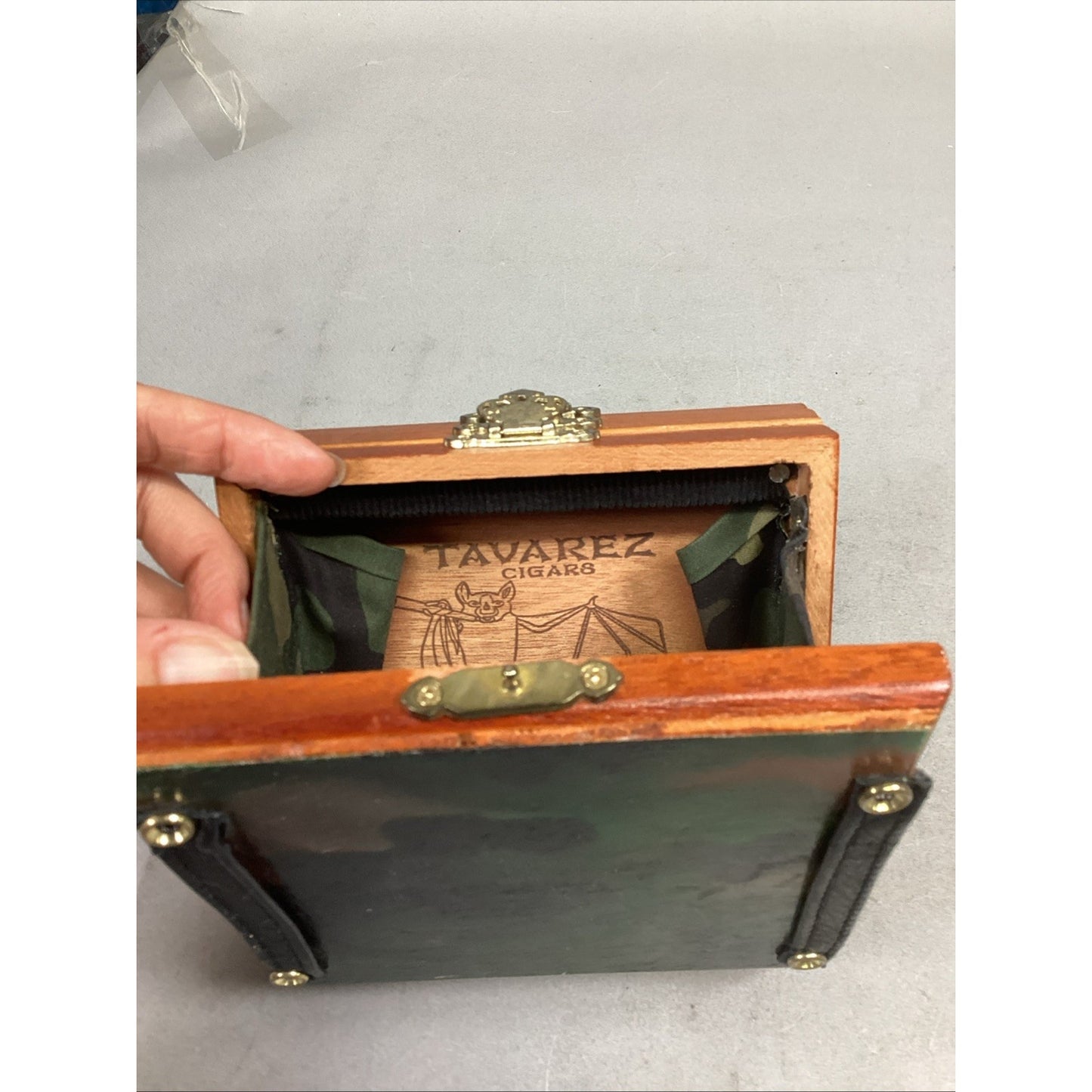 CHE GUEVARA Tavarez 2 Layer Cigar Box - Handmade In Dominican Republic