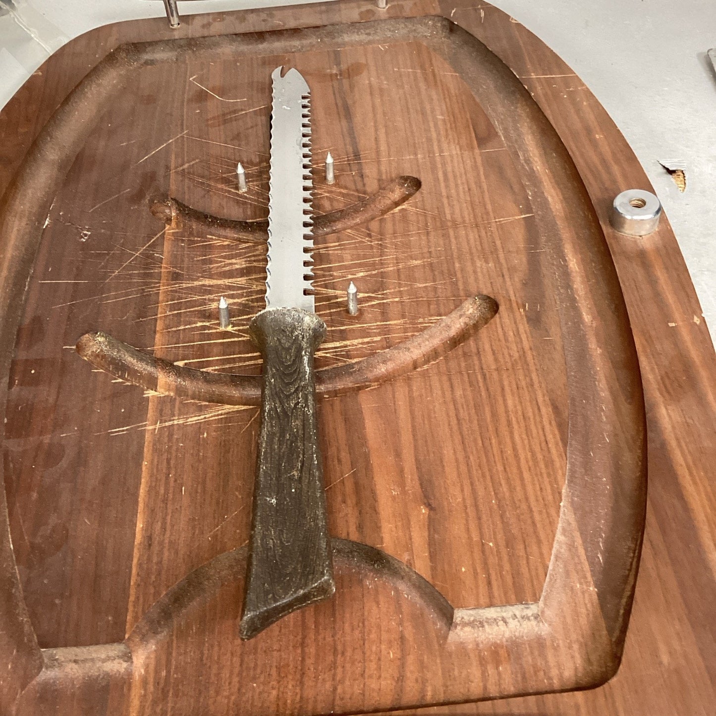 Large Wooden Carving Board, Double Edged Carving Knife & Counter Mat